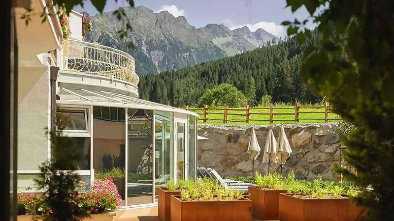 Hotels in Gerlos mit 4 Sternen S gibt es viele, aber nur ein Traumhotel Alpina. Genießen Sie Yoga, Ayurveda und Natur im Urlaub in Tirol!